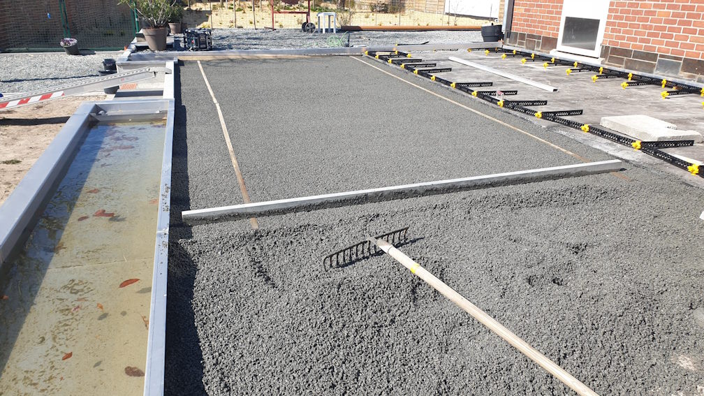 Terrasse auf Bitumen- oder EPDM-Dachabdichtung