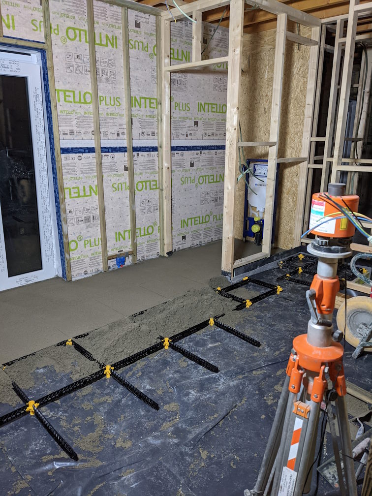 Screed concrete slab of insulation screed