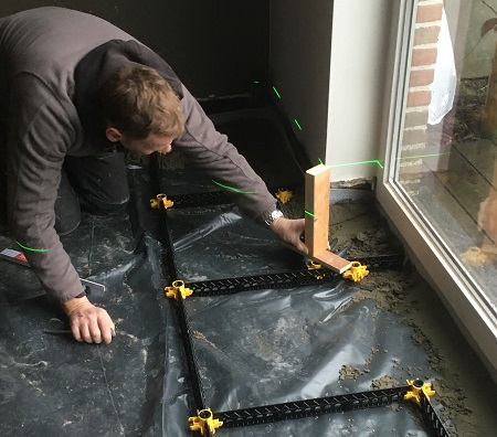 Height adjustment of the Staenis grid with a screwdriver