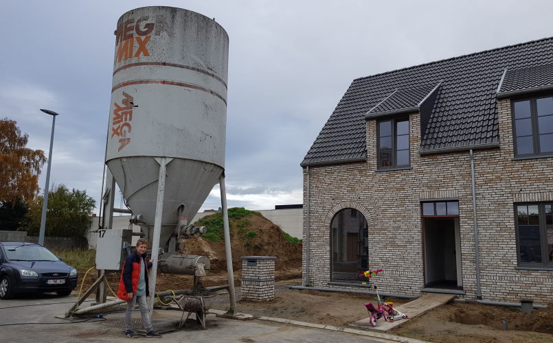 screed silo