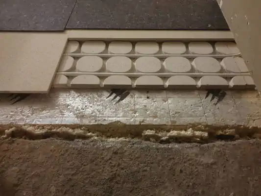 Staenisrooster circulaire droogvloer met cellentbeton van Chapyt en isolatie van Unilin