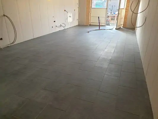 Staenisrooster circulaire droogvloer met cellentbeton van Chapyt en isolatie van Unilin