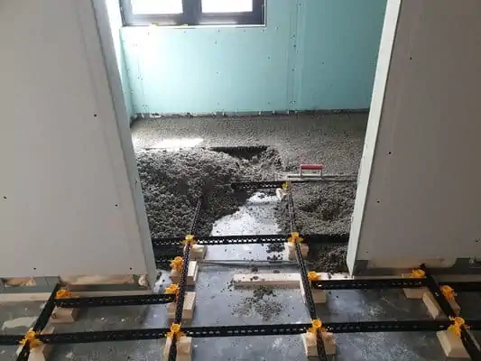 Staenisrooster isolatiechape vloeropbouw in slaapkamer