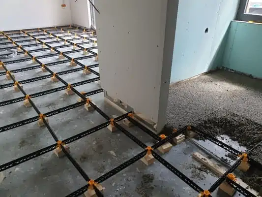 Staenisrooster isolatiechape vloeropbouw in slaapkamer