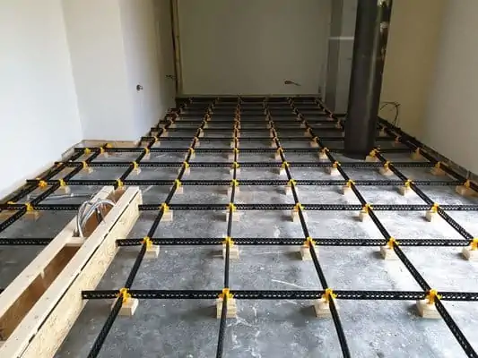 Staenisrooster isolatiechape vloeropbouw in slaapkamer