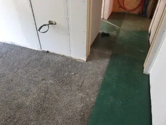 Staenisrooster isolatiechape vloeropbouw in slaapkamer