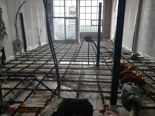 Staenisrooster vloeropbouw in woonruimte