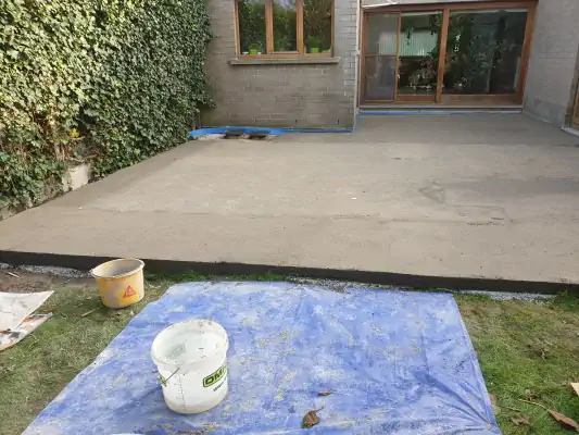 Staenisrooster drainerende terras vloeropbouw op beton ondergrond