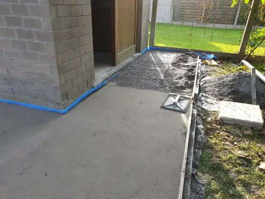 Staenisrooster drainerende terras vloeropbouw op beton ondergrond