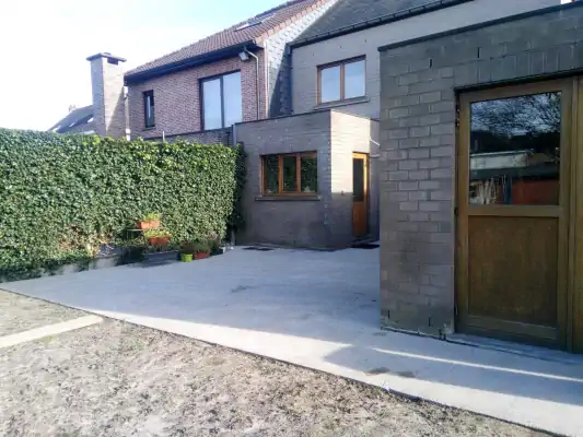 Staenisrooster drainerende terras vloeropbouw op beton ondergrond