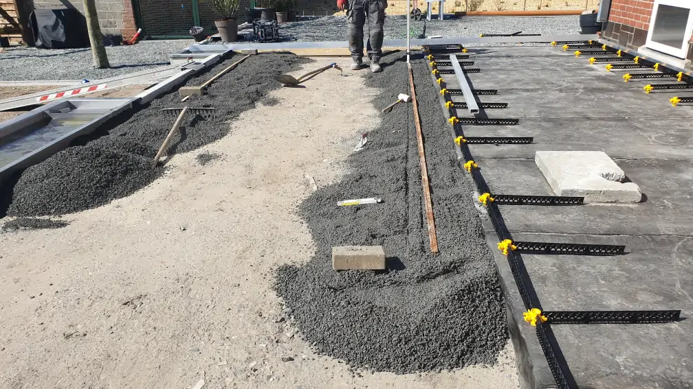 Staenisrooster terras vloeropbouw op volle grond en betonvloer