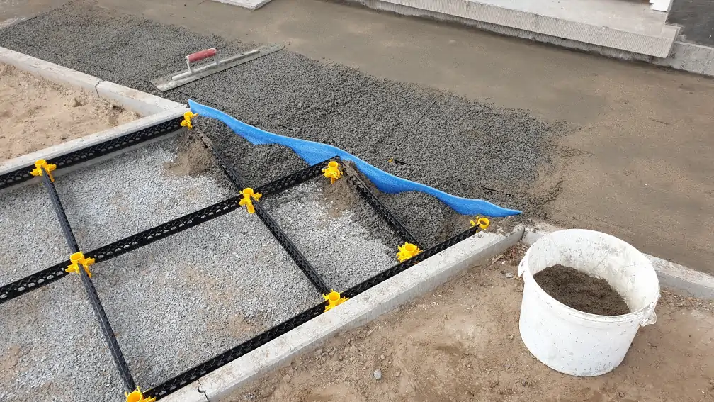Staenisrooster terras vloeropbouw op volle grond en betonvloer