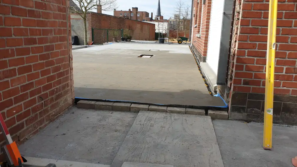 Staenisrooster terras vloeropbouw op volle grond en betonvloer